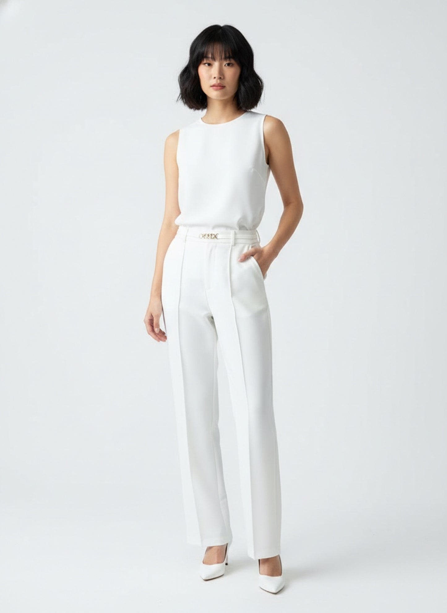 WHITE LONG PANTS