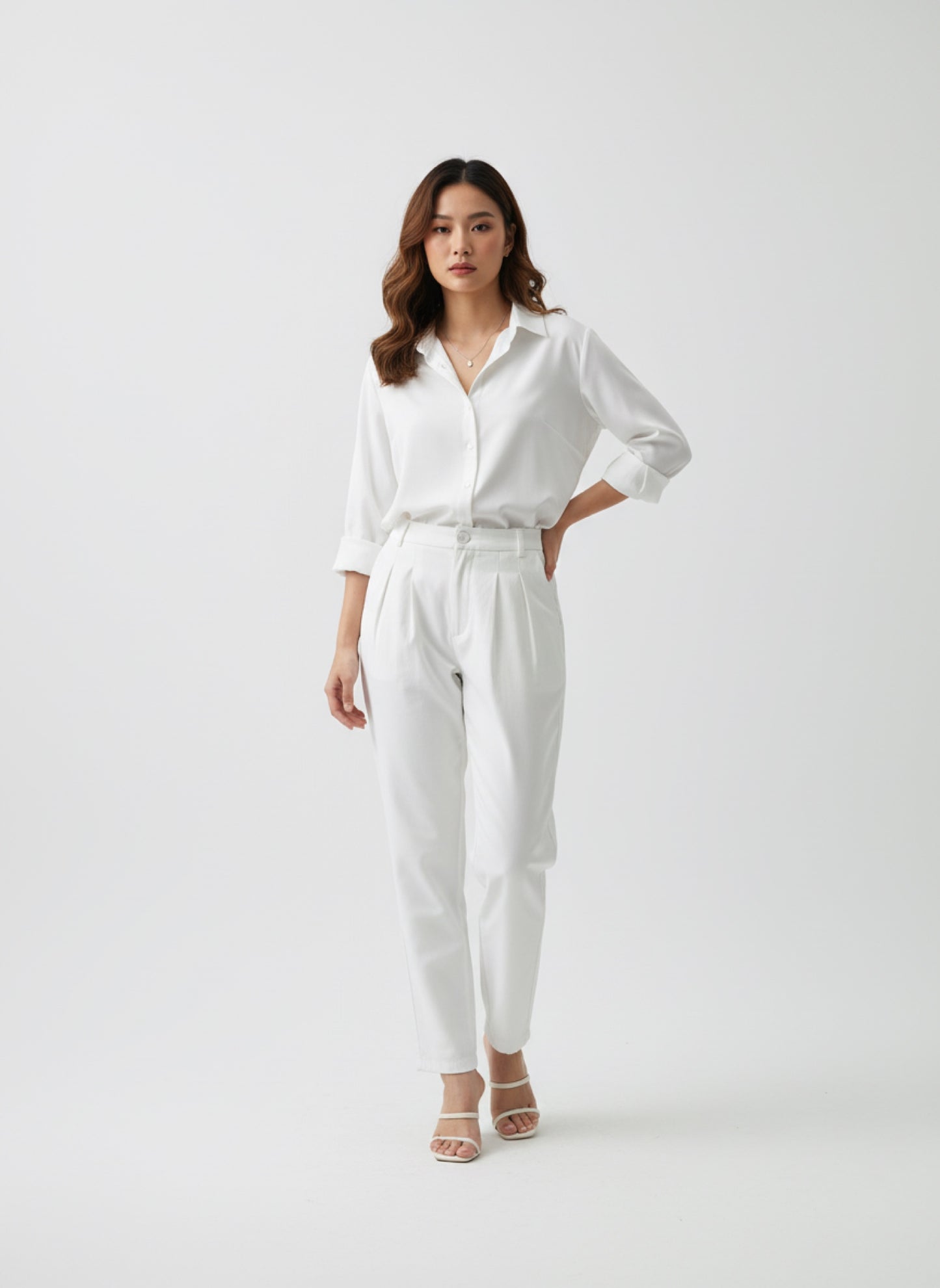 WHITE CLASSIC CARGO PANTS
